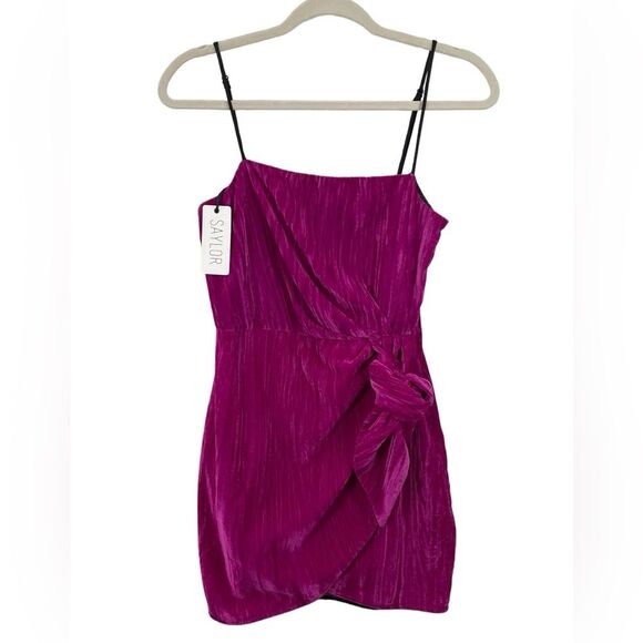 NWT SAYLOR Aurelie Pink Velvet Mini Dress Size XS - Picture 3 of 11